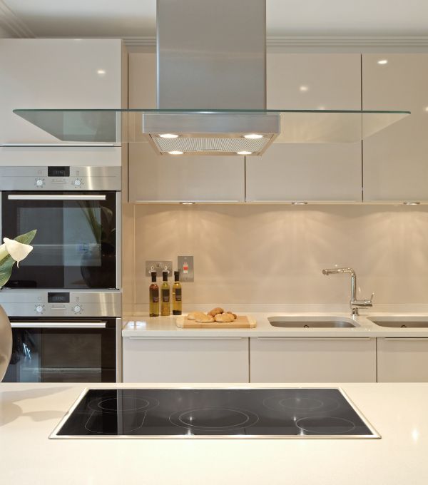 8 high gloss kitchen